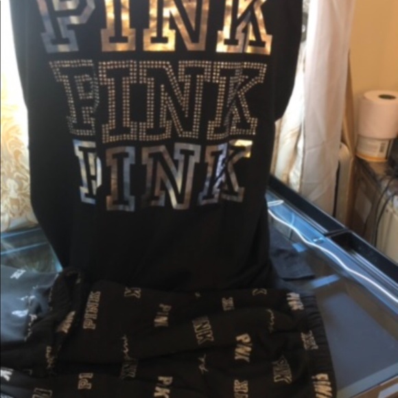 Victoria secret Pink pullover and joggers set - Picture 2 of 4